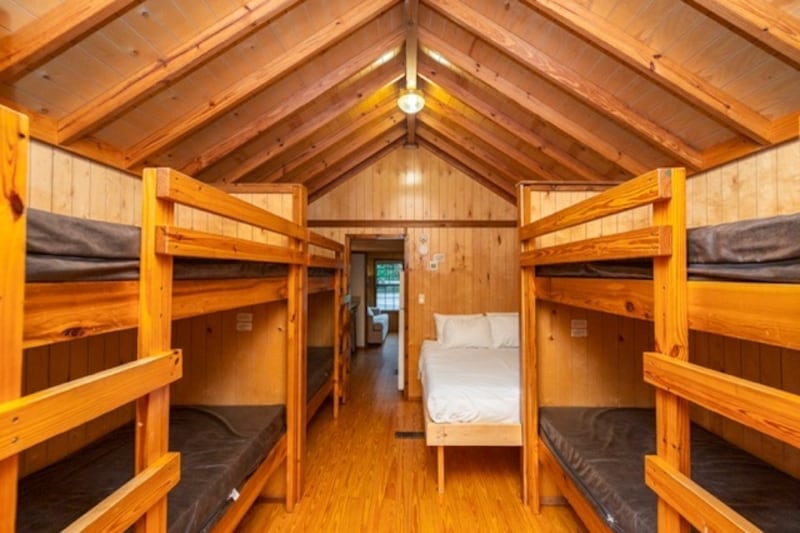 Deluxe Bunk Cabin-4